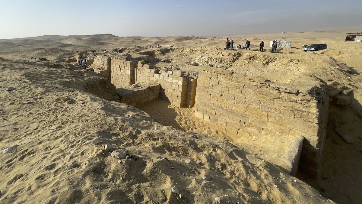 Čeští egyptologové našli v Sakkáře ztracenou hrobku významného úředníka